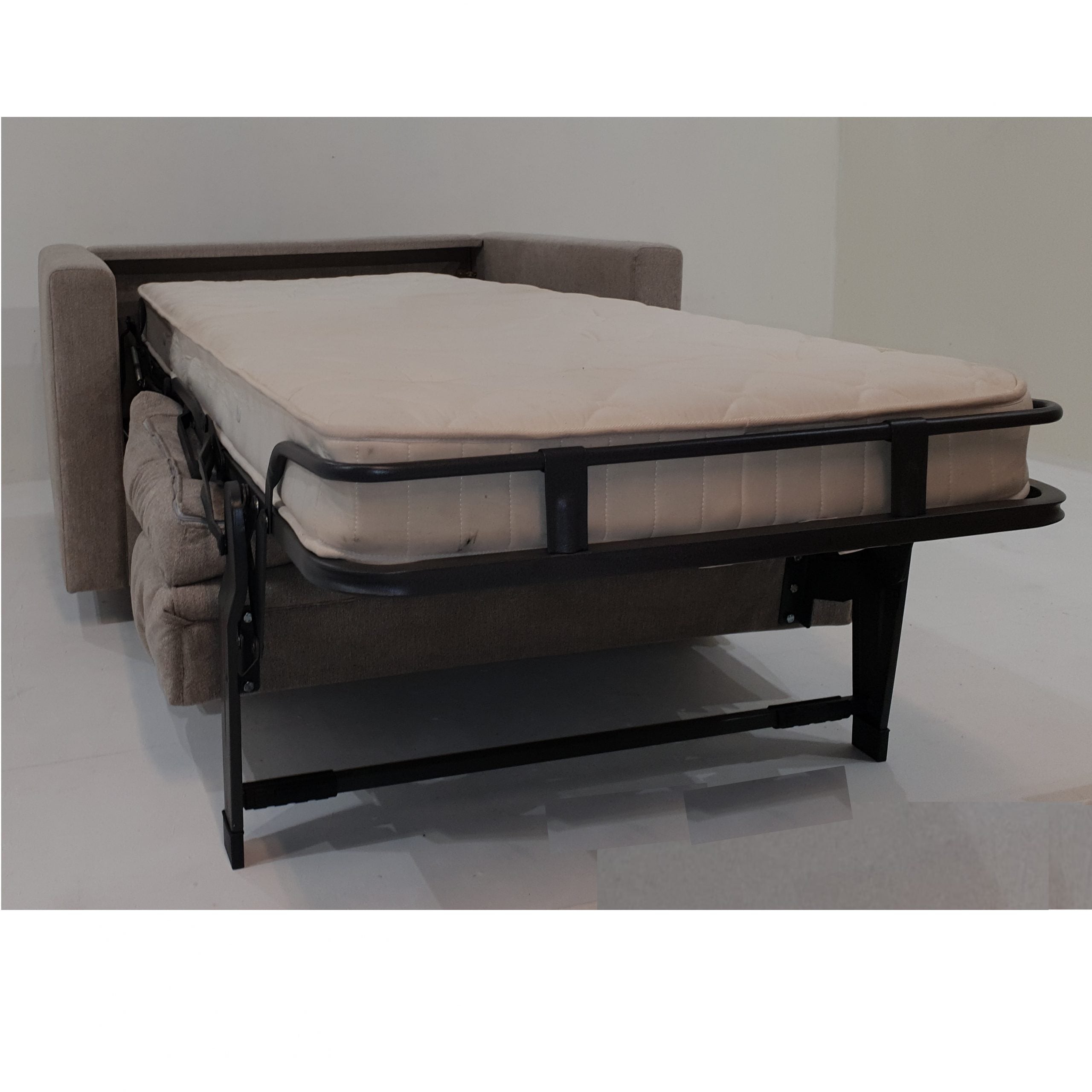 Simris sovelounge udfoldet